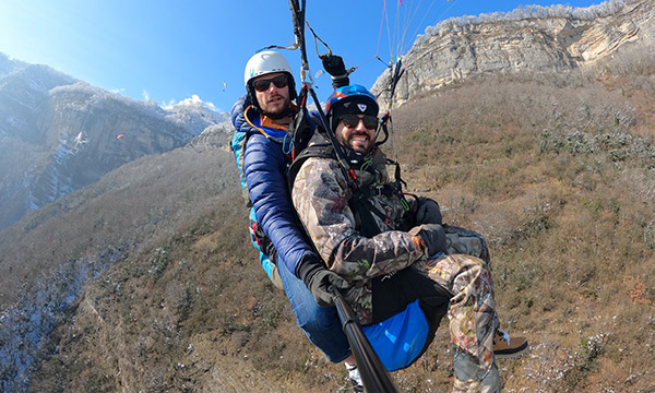 Vol de parapente en biplace à Saint-Hilaire-Du-Touvet